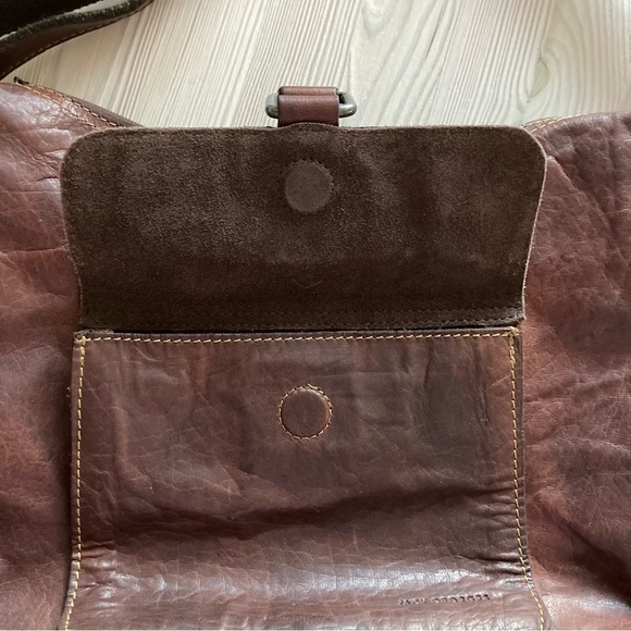 Jack Georges Leather Shoulder Bag - Picture 7 of 9